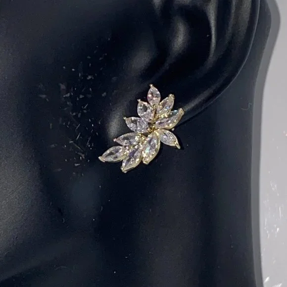 Marquise Cut Cubic Zirconia Stones in Leaf Pattern - Picture 7 of 7